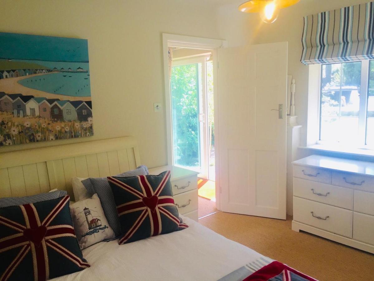 Chadham Pines Cottage Poole Εξωτερικό φωτογραφία